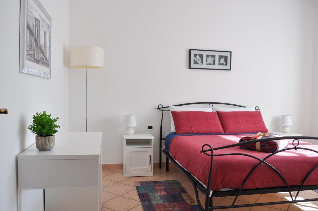 B&B Sarita'S Rooms Чертоза ди Павия Екстериор снимка